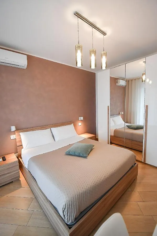 Hotel Karol Bari Airport