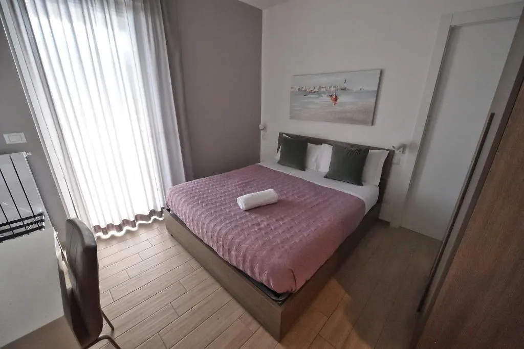 Hotel Karol Bari Airport Gasthof