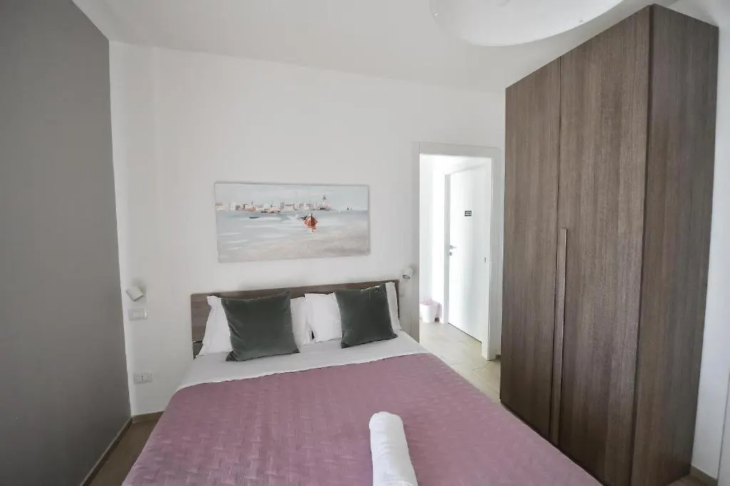 Hotel Karol Bari Airport